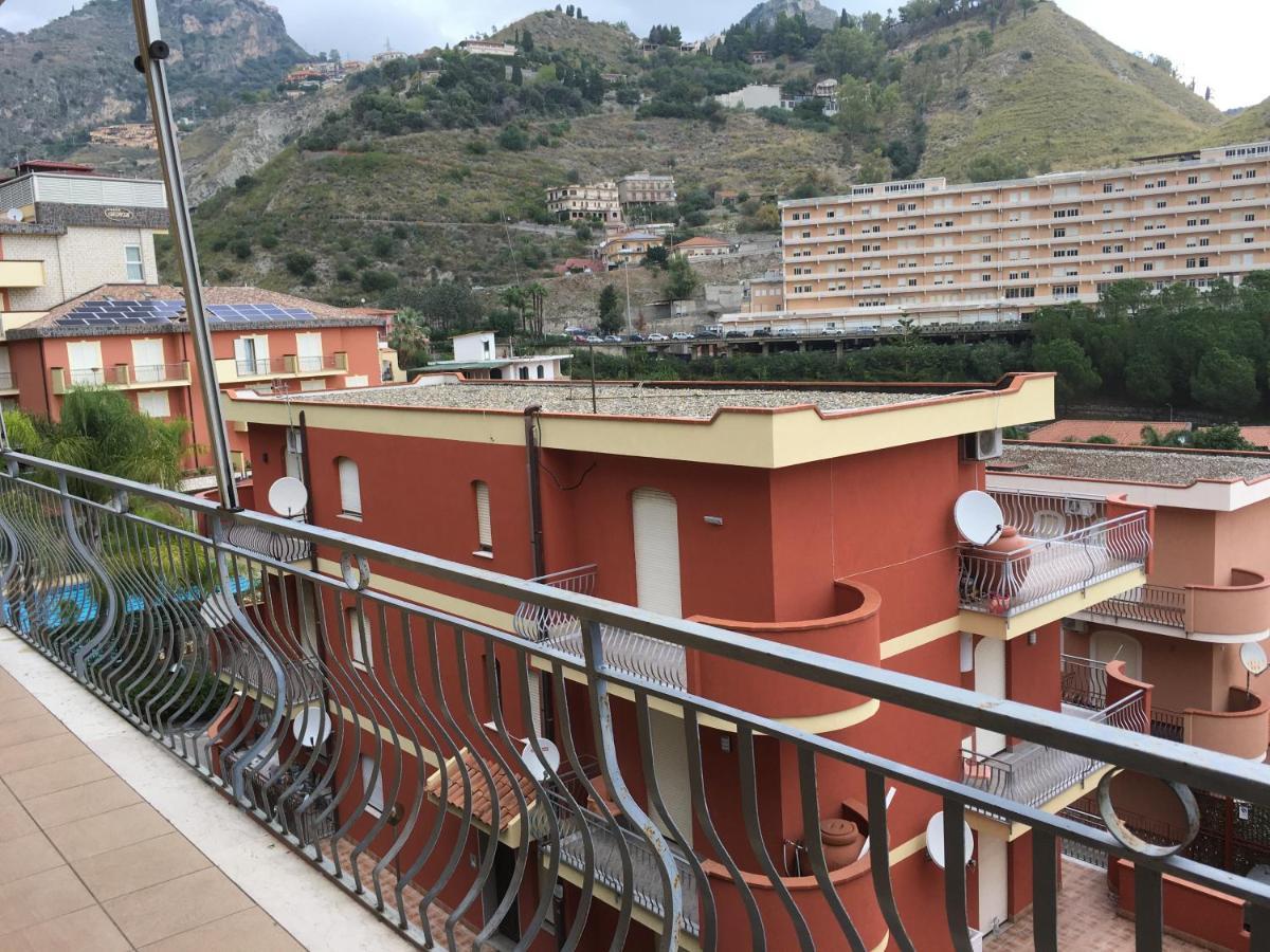 Residence La fenice FF Giardini-Naxos Exterior foto